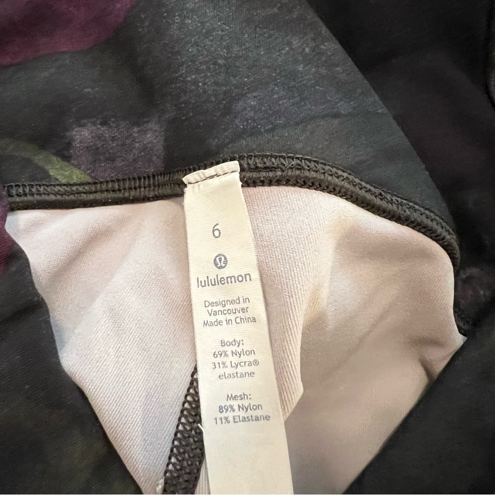 Lululemon Printed Cropped Leggings Back Leg Side Mesh Detail High Rise 6 - Picture 12 of 16